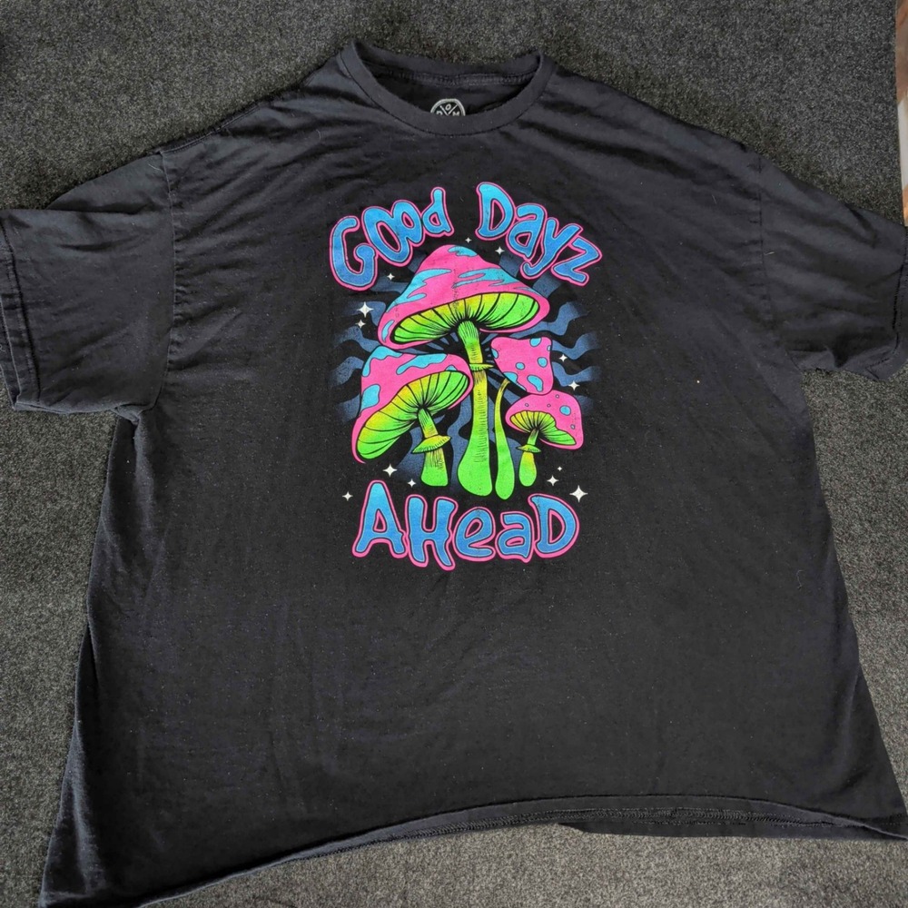 Dom Graphic Tee Mens 2XL Black Good Dayz Ahead Mushroom Psychedelic Neon Shirt